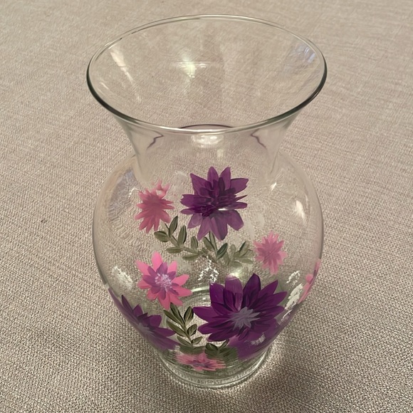 Large Vase with Hand Painted Flowers in Purple & Pink Gardening Vase - Picture 12 of 12